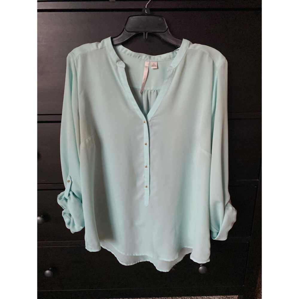 LC Lauren Conrad Mint Button-up Blouse